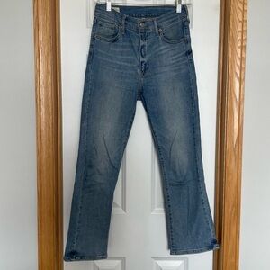 Levi’s Quality Denim Mile High Crop Flare Light Wash Size 26